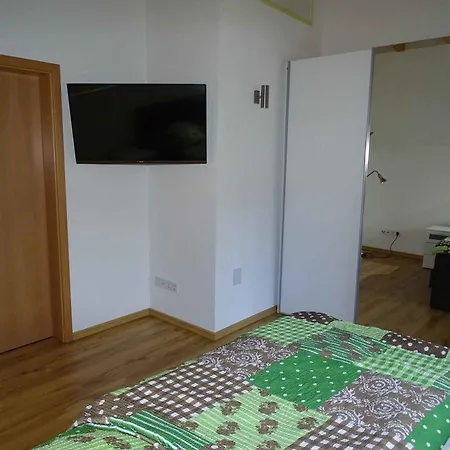 דירה Am Weinberg *